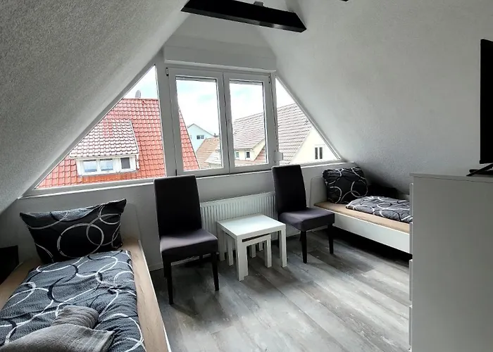 Appartement Fischer 2 - Geraeumige Monteurs- & Mit 4 Schlafzimmern - Neu Renoviert Mit Privater Terrasse, Smart-tv & Voll Ausgestatteter Kueche - Ideal Fuer Arbeit, Gruppen & Familien *